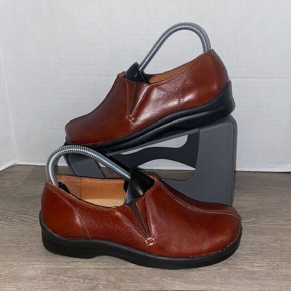 Footprints By Birkenstock Cambria Burgundy Wine Leather Slip On Shoes EU 37 W7 Footprints by Birkenstock Cambria Women main image 4